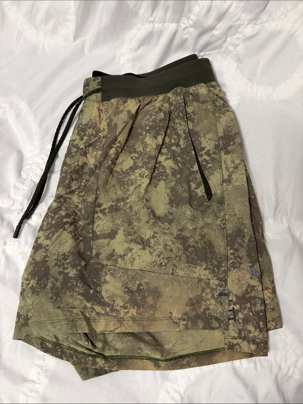 lululemon athletica mens Olive Camo Drawstring Shorts
